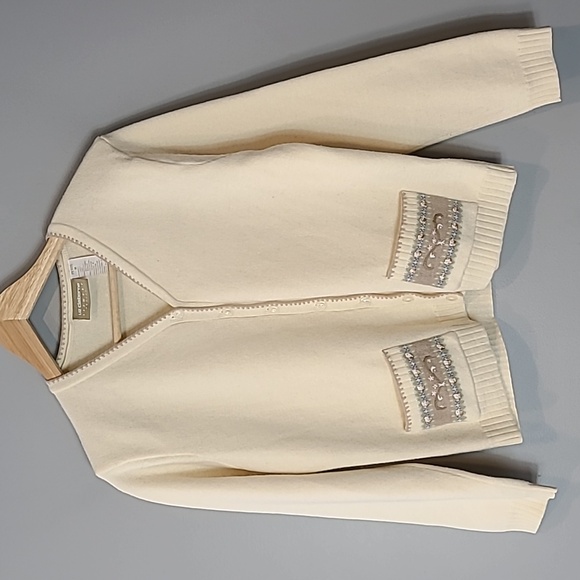 Liz Claiborne Sweaters - Vintage Cardigan Sweater MP Wool Dainty Embroidered Cottage Girl Feminine Cream